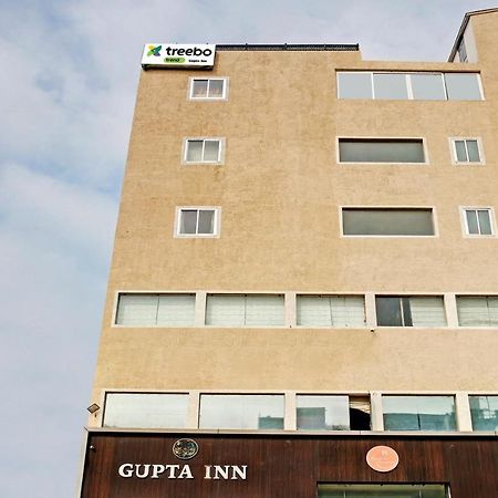 Treebo Trend Gupta Inn Варанаси Экстерьер фото