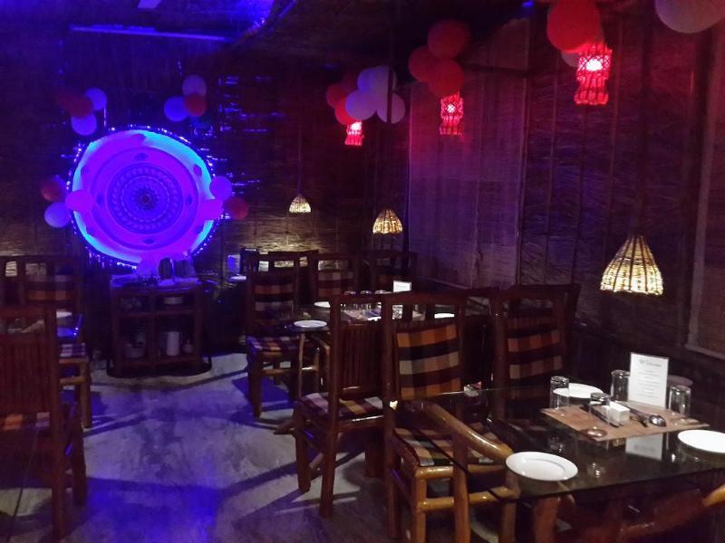 Treebo Trend Gupta Inn Варанаси Экстерьер фото